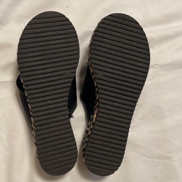 Platform sandals, lightly worn. Size 37. Made in Greece. - Picture 2 of 3